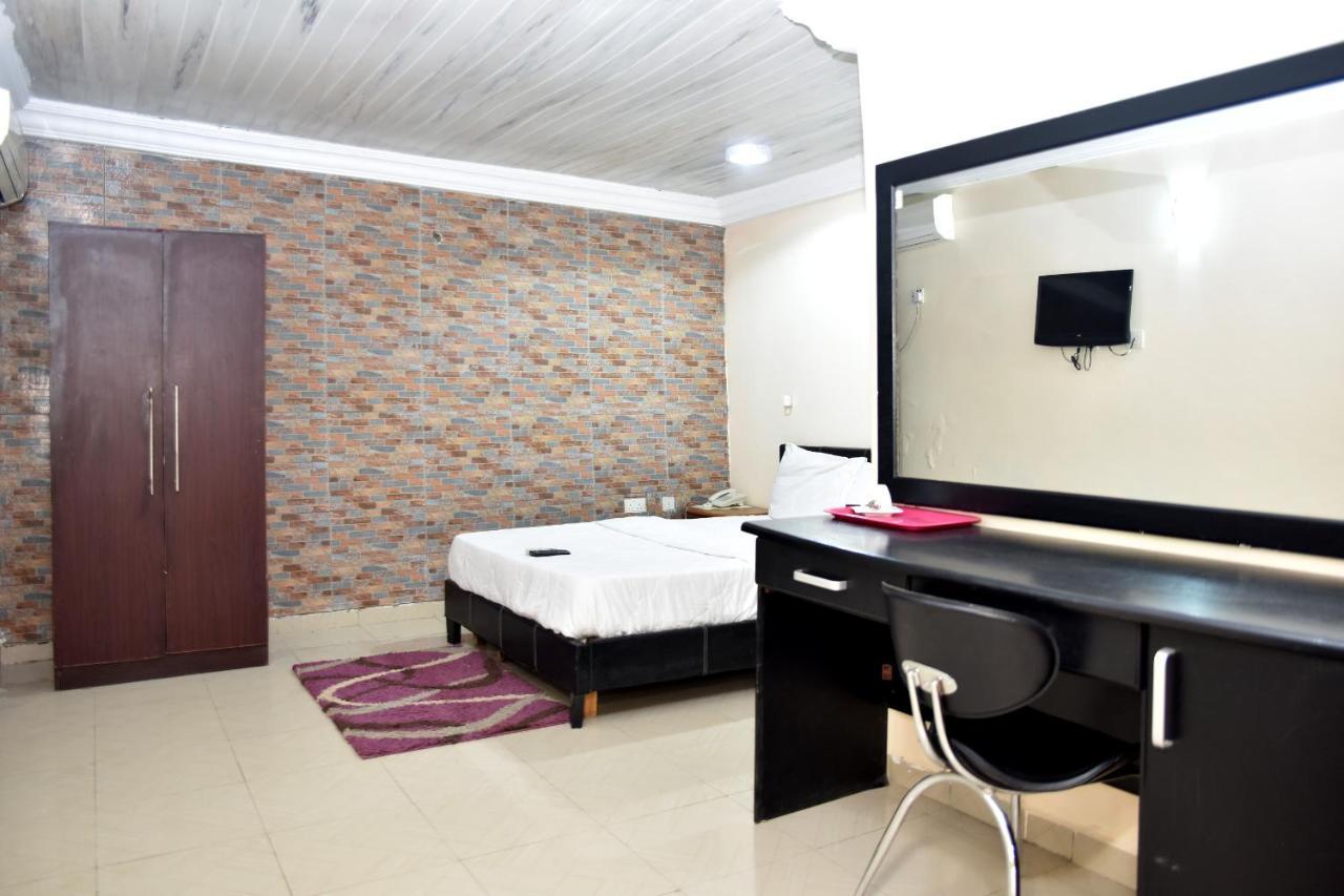 Koraf Hotels Abuja Exterior foto